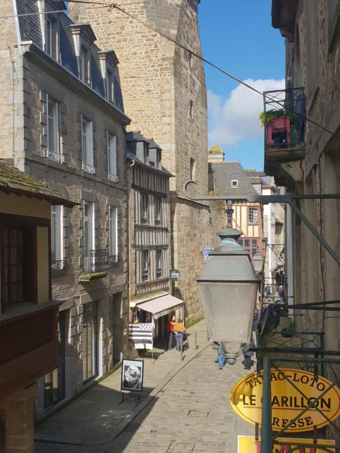 Studio De L'Horloge Dinan Luaran gambar